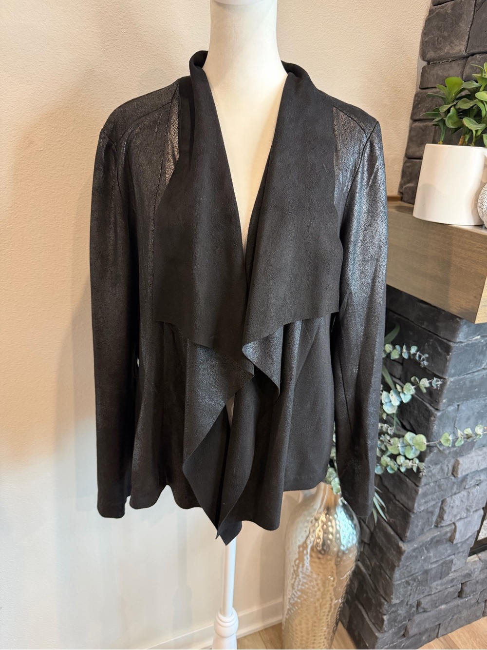 V Christina Faux Black Leather Lightweight Black Draped Open-Front Jacket. Sz L
